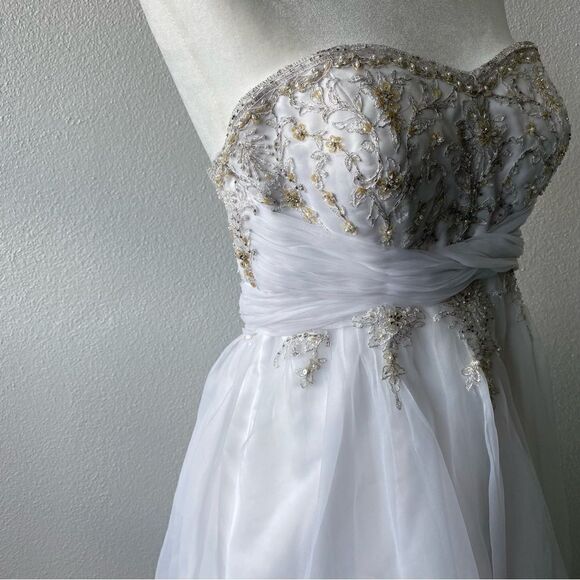 Alfred Angelo Sapphire White Tea Length Dress - Picture 11 of 16